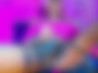 Live cam show with Rossi-gil - Smoking on Dolls Live
