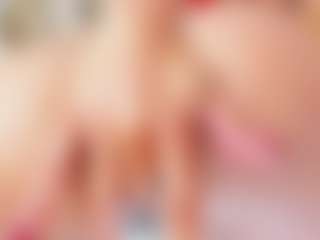 Karla MILF webcam performer live streaming