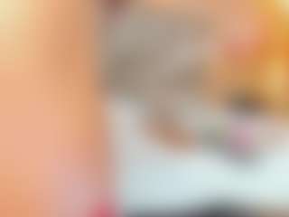 Karla MILF webcam performer live streaming