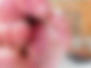 Live cam show with Karla - MILF on Hubzter Live