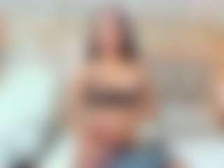 Live cam show with Karla - Middle Aged on Instabang