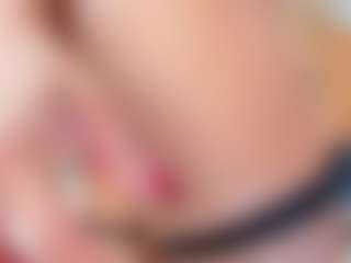 Live cam show with Karla - Mature on Stripli.com