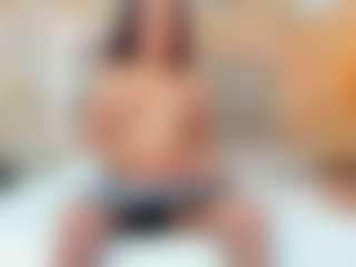Live cam show with Karla - Mature on luckytryst.com