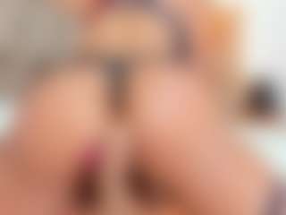 Live cam show with Karla - Ebony on xDating | colombia