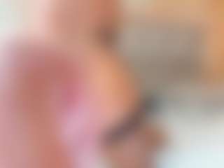 Live cam show with Karla - Middle Aged on TeamSkeetLive