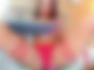 Live cam show with Karla - Average on Fling VIP Chat