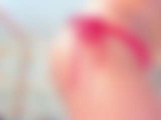 Live cam show with Karla - Facial on Fling VIP Chat