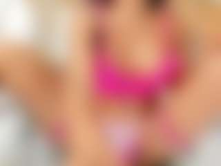 Live cam show with Karla - Young Adult on StripNow