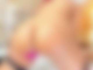 Live cam show with Karla - Fuck Machine on SmokeAndPoke
