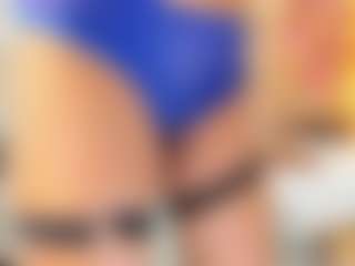 Live cam show with Karla - Tattoos Mature on intimatelivegirls.com