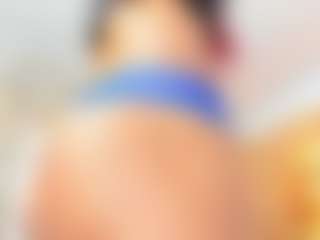 Live cam show with Karla - Curvy Middle Aged on Mixed Magazine Live