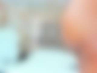 Karla MILF webcam performer live streaming