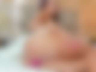 Live cam show with Karla - Ebony MILF on nudelive.tv