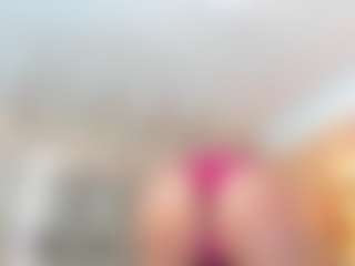 Live cam show with Karla - Black Squirt on SxyPornLive