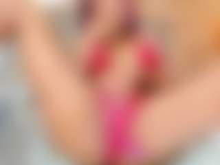 Karla MILF webcam performer live streaming