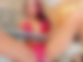 Karla MILF webcam performer live streaming