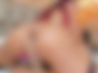Live cam show with Karla - Mature on chickslive.net