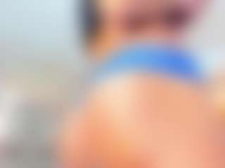 Live cam show with Karla - Average on Camsoda