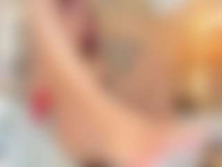 Karla MILF webcam performer live streaming