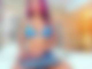 Live cam show with Karla - Double Penetration on Camsoda
