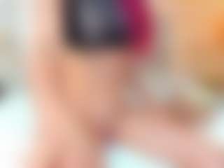 Live cam show with Karla - Mature on CamClone