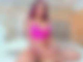 Live cam show with Karla - Average on StripNow