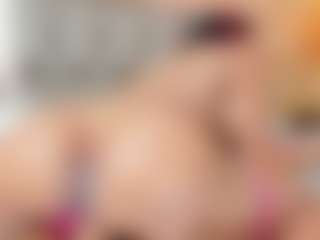 Live cam show with Karla - Ebony on Gym Cam Girls | colombia