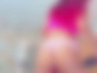 Live cam show with Karla - Strip Mature on Fling VIP Chat