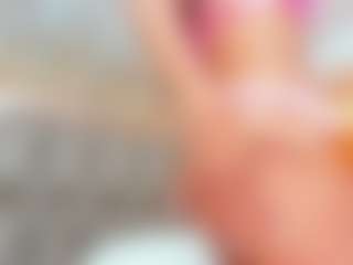 Live cam show with Karla - Latina MILF on Mixed Magazine Live | colombia