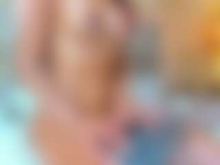 Live cam show with Karla - Double Penetration on CamClone
