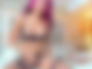 Live cam show with Karla - Shaved Pussy MILF on liverealitysex.com