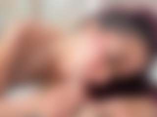 Live cam show with Karla - Middle Aged on SquirtSoMuch
