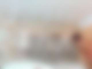Karla MILF webcam performer live streaming
