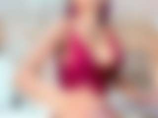 Live cam show with Karla - HD MILF on StripNow