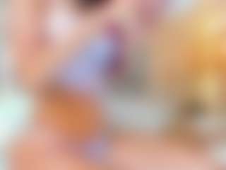 Live cam show with Karla - Average on CamwithHer