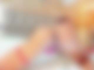 Karla MILF webcam performer live streaming