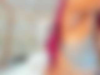 Karla MILF webcam performer live streaming