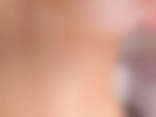 Live cam show with Leah Grey - Bedroom on Hubzter Live