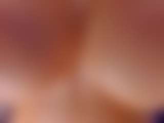 Live cam show with Leah Grey - Fingers on Camsoda