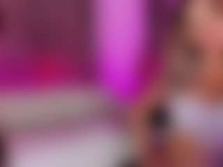Live cam show with Leah Grey - Bedroom on Camsoda