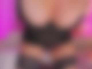 Leah Grey's Live Sex Cam Show