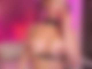 Leah Grey's Live Sex Cam Show