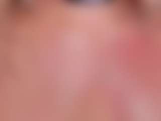 Leah Grey's Live Sex Cam Show