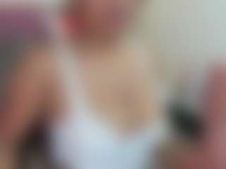 Live cam show with lizzie-williams - Cock Rating on xDating