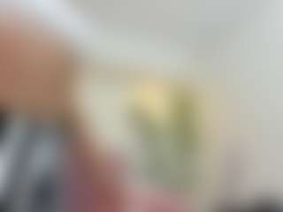 Live cam show with lizzie-williams - Camel Toe on Hubzter Live