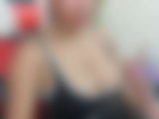 Live cam show with lizzie-williams - Camel Toe on sexylive.show