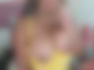 Live cam show with lizzie-williams - Camel Toe on Streamer API