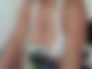 lizzie-williams's Live Sex Cam Show