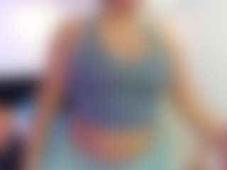 Live cam show with lizzie-williams - Camel Toe on camgirlchat.live