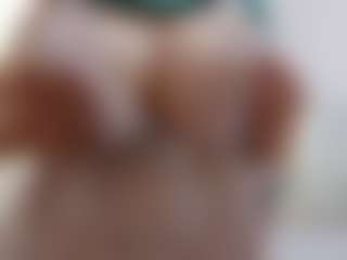 amalarabic's Live Sex Cam Show